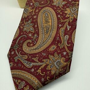 Vintage Nathan’s of Richmond Hand Sewn Paisley Silk Necktie in Burgundy and Gold
